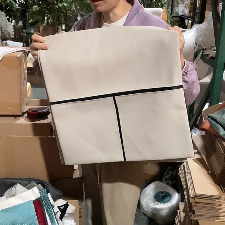 陶瓷花瓶，仿真绿植。