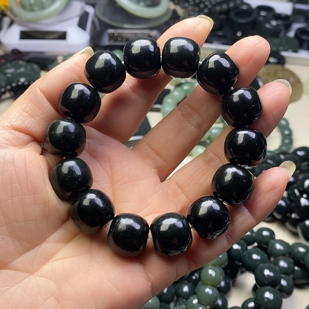 P***o和田玉未镶嵌手链和田黑青玉卡16老型手串