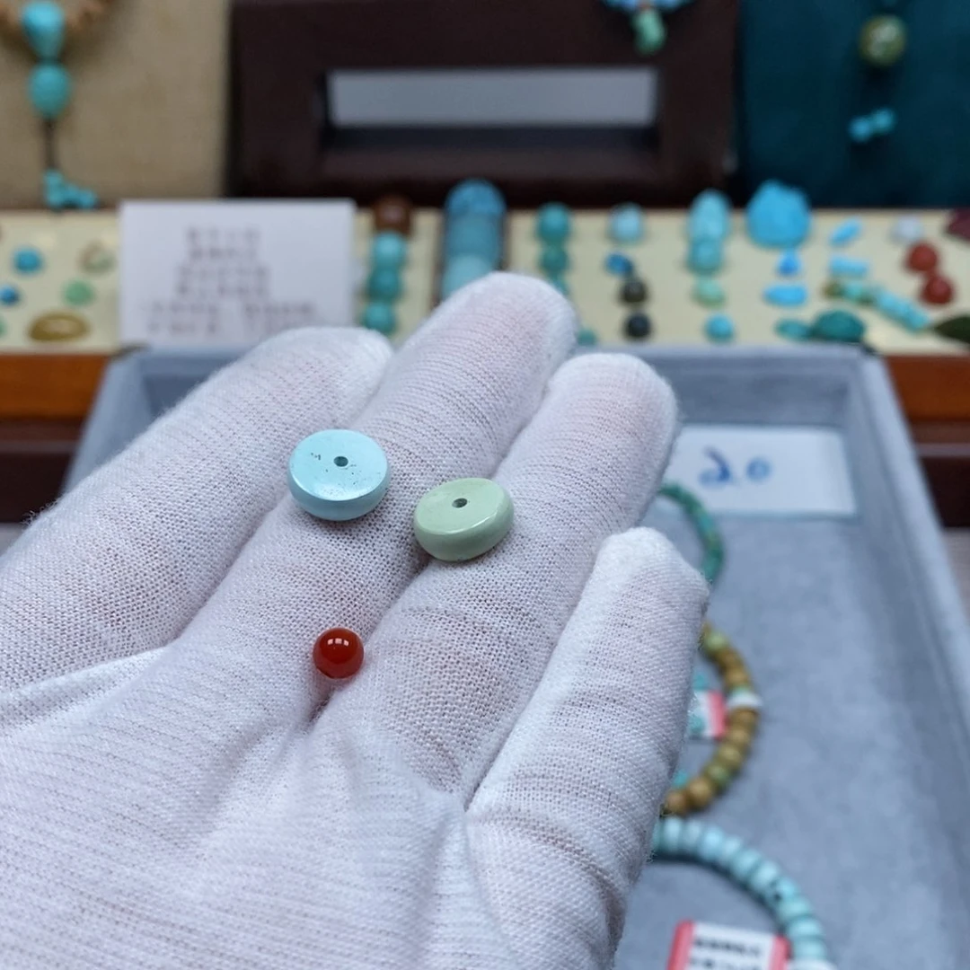 未镶嵌配饰南红玛瑙