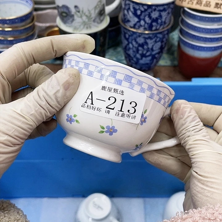 幼****草213 鹿屋家的美丽瓷器