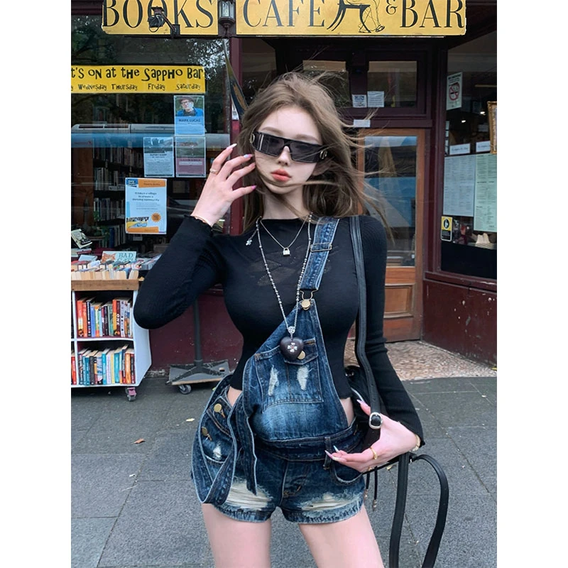 霓虹漫游 韩系针织衫/吊带背心上衣女牛仔背带裤破洞短裤时尚套装