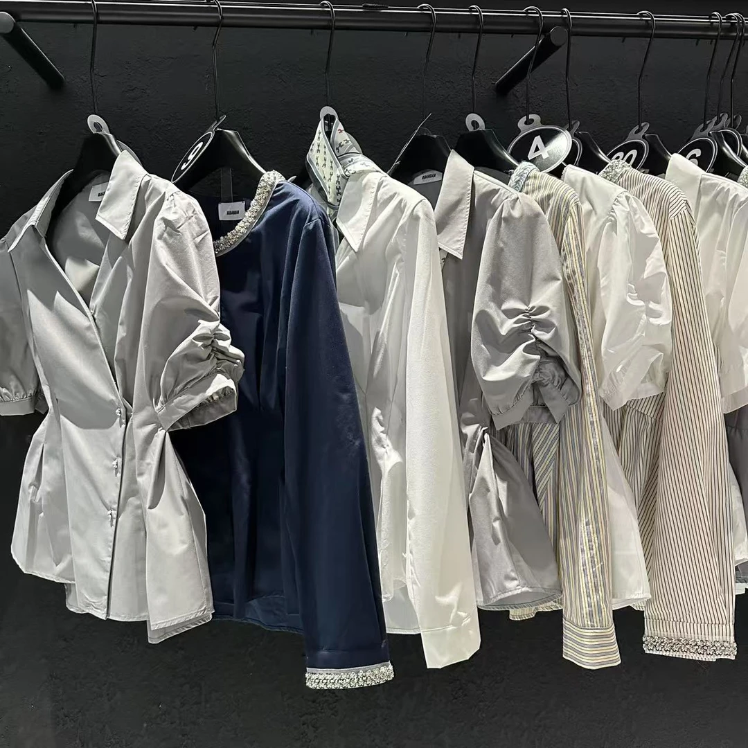 2025春季新款女士衬衫设计感时尚上衣收腰显瘦百搭衬衣小熊