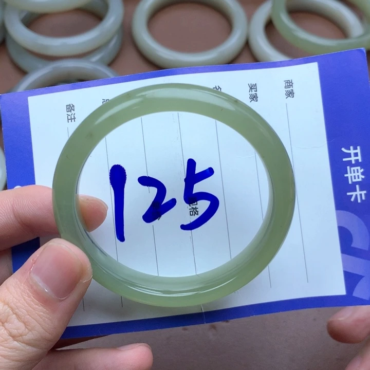 和田玉未镶嵌手镯53