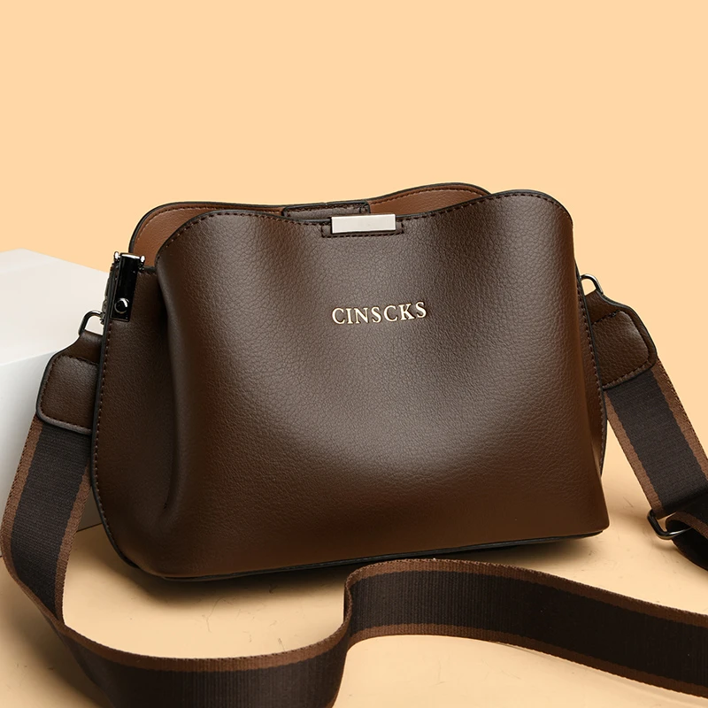 正品高档真软皮女包2025新款女士单肩斜挎包大容量时尚妈妈水桶包