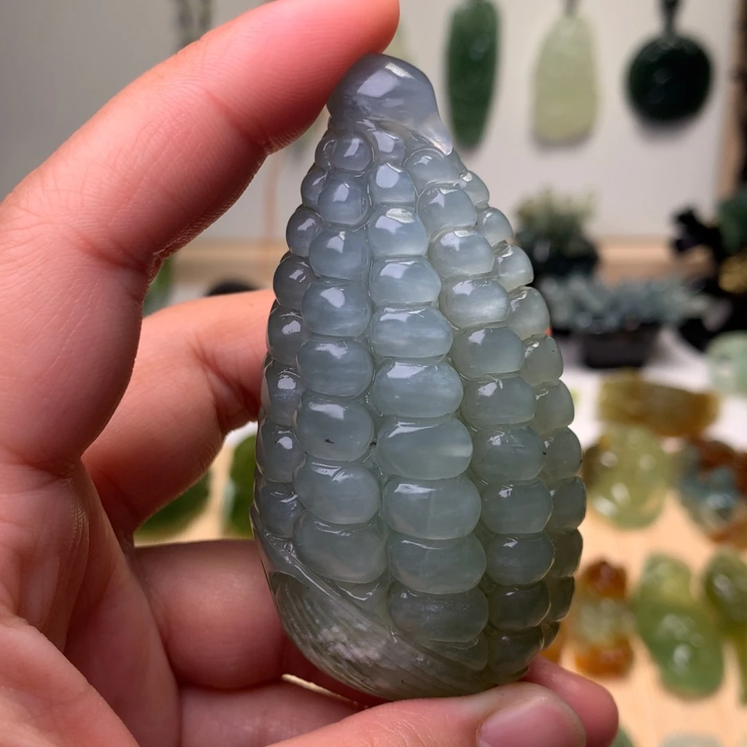 岫玉手把件玉米未镶嵌