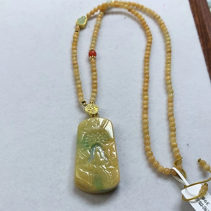 翡翠颈饰未镶嵌?**?吊坠