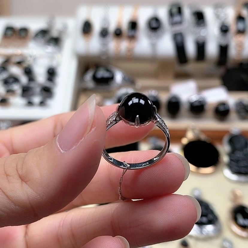 【闪购商品】翡翠戒指18K金镶嵌墨翠