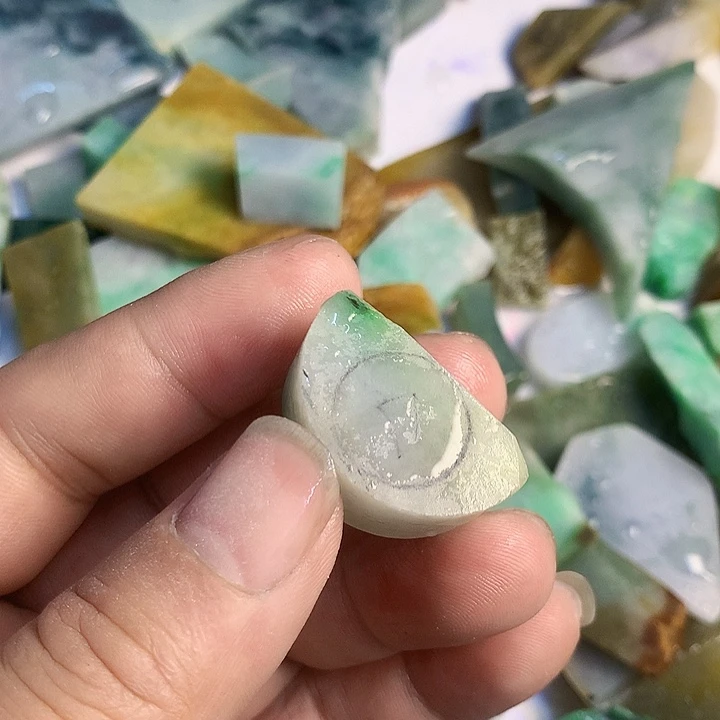 翡翠散珠天然翡翠A货挂件