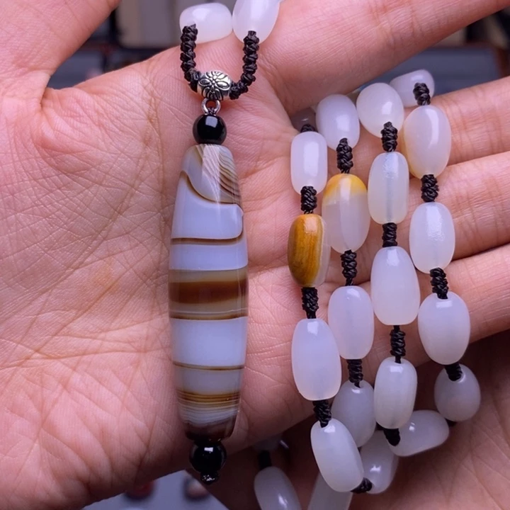 玛瑙/玉髓颈饰未镶嵌