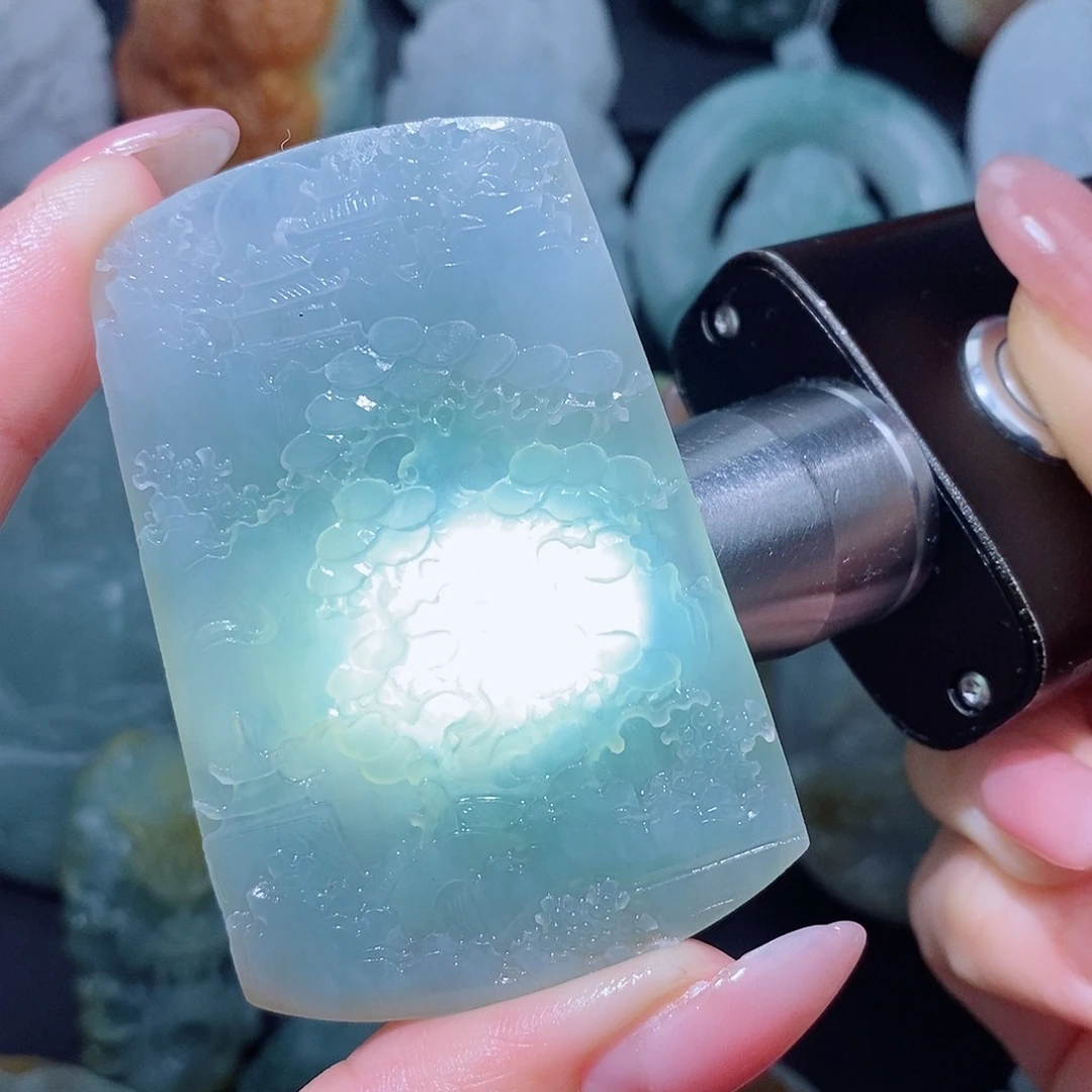 定制翡翠未镶嵌翡翠