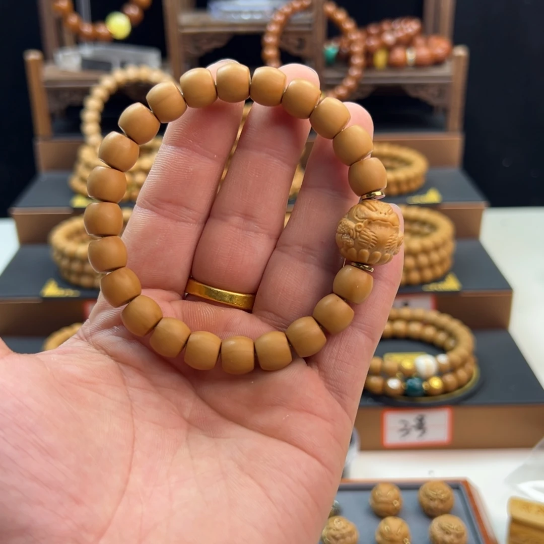 猴头核桃吊坠微微瑕哑光直切➕武宗27号