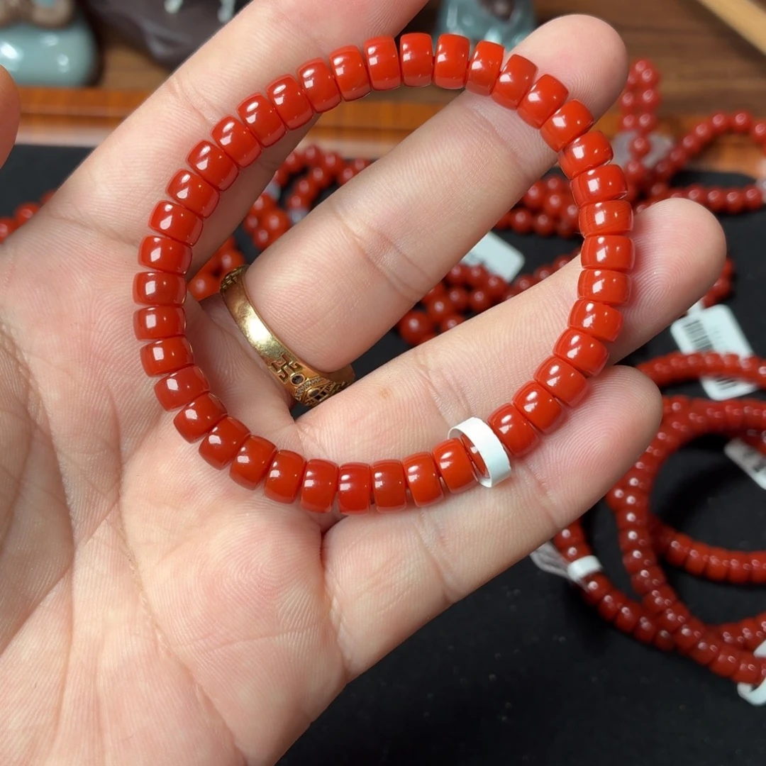 沐***橙南红玛瑙未镶嵌颈饰