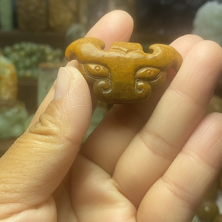 岫岩河磨玉（透闪石质玉）未镶嵌颈饰
