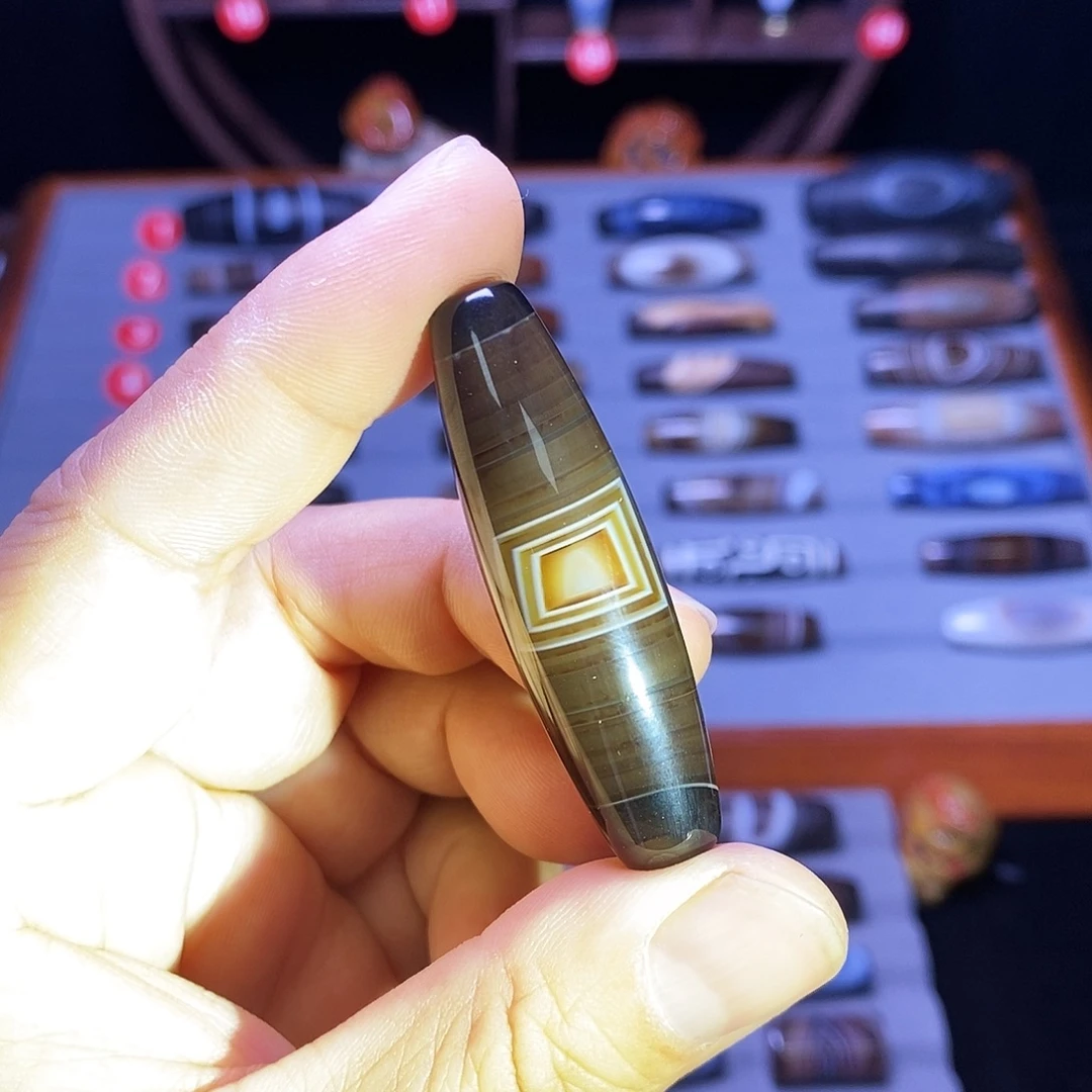 冉***冉玛瑙/玉髓未镶嵌颈饰