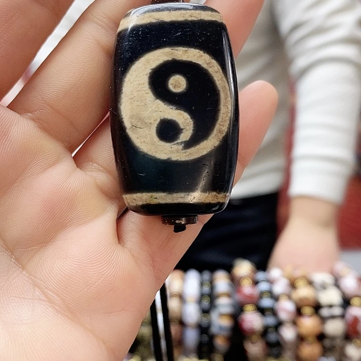 玛瑙/玉髓合金颈饰
