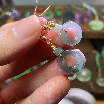 翡翠未镶嵌颈饰1111111111