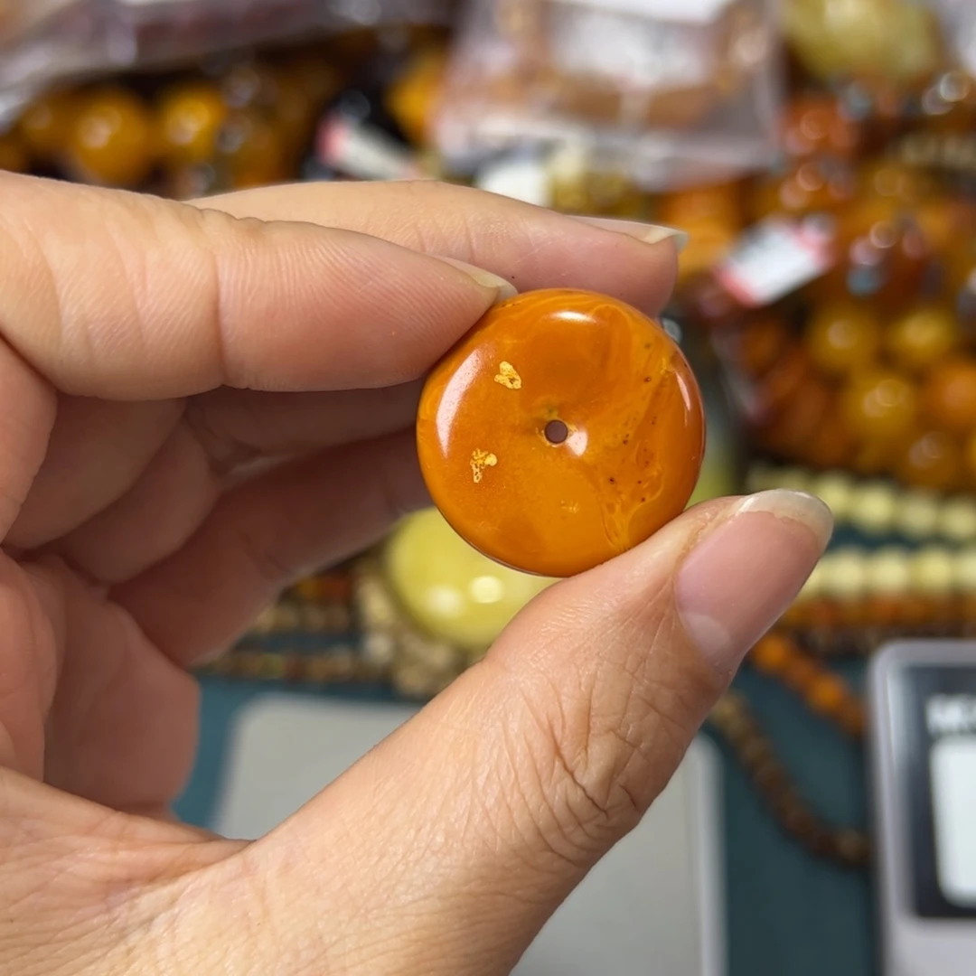 未镶嵌琥珀珠宝奇石326