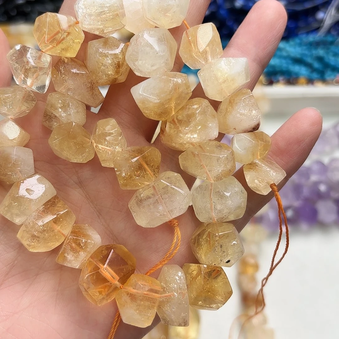 小***妖玛瑙/玉髓未镶嵌珠宝半成品黄水晶原切一条