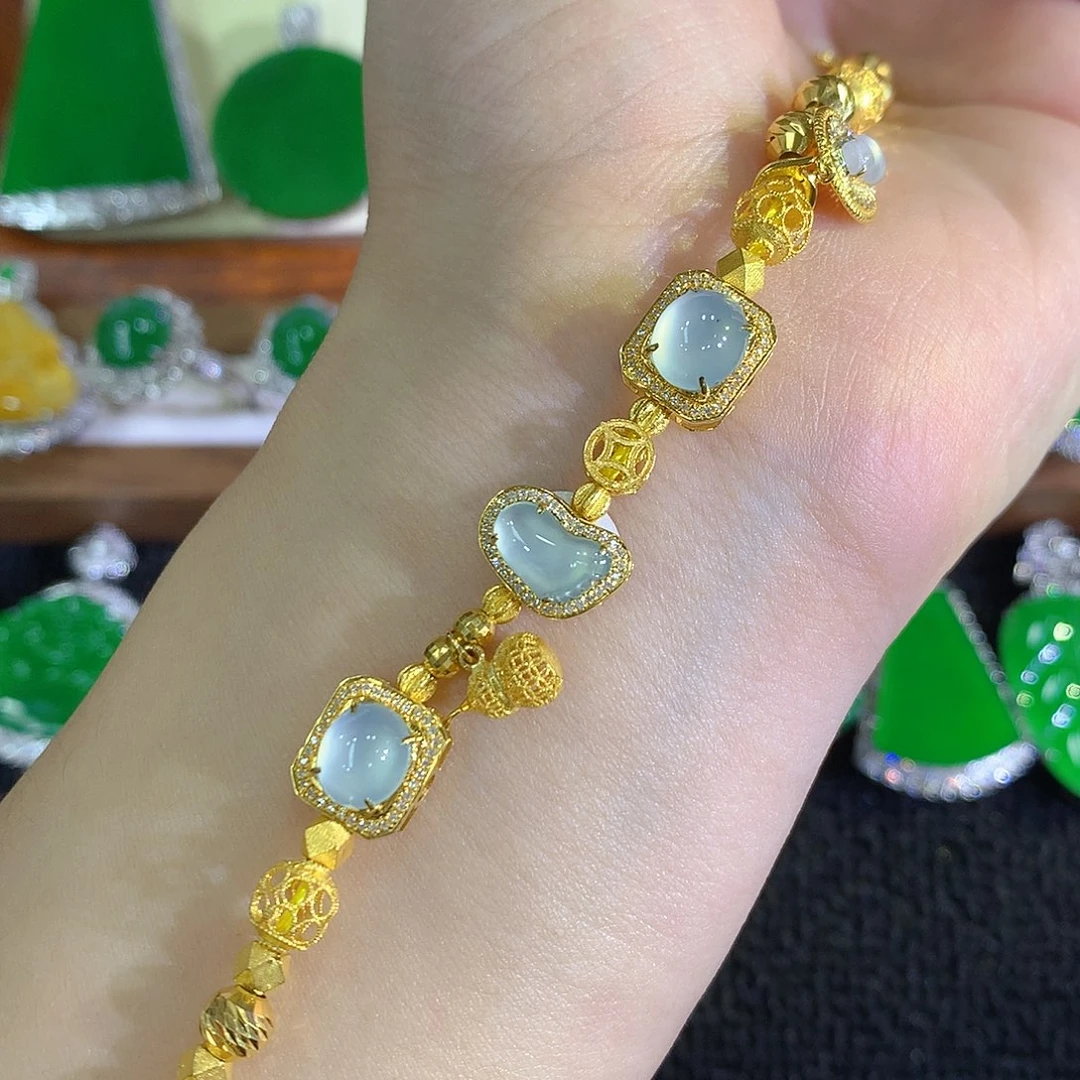 18K金镶嵌手链翡翠多宝