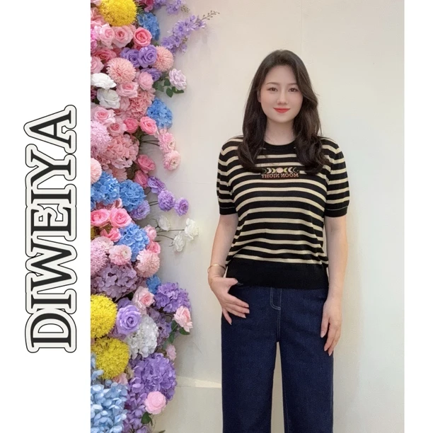 蒂薇娅时尚条纹天丝上衣5801