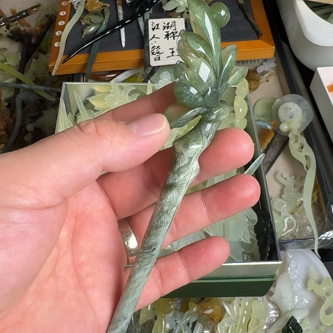 蛇纹石玉未镶嵌发饰