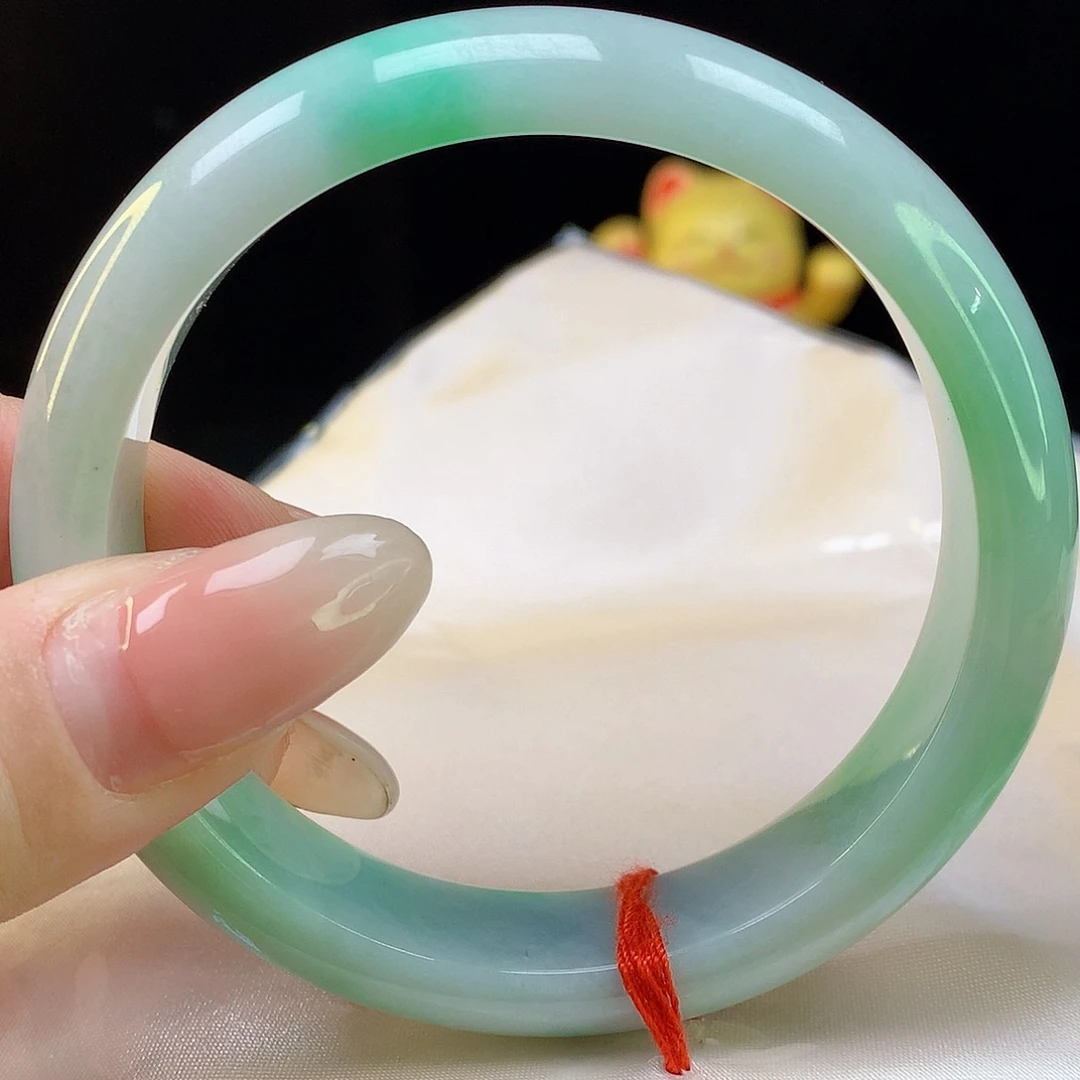 翡翠手镯未镶嵌天然翡翠5169