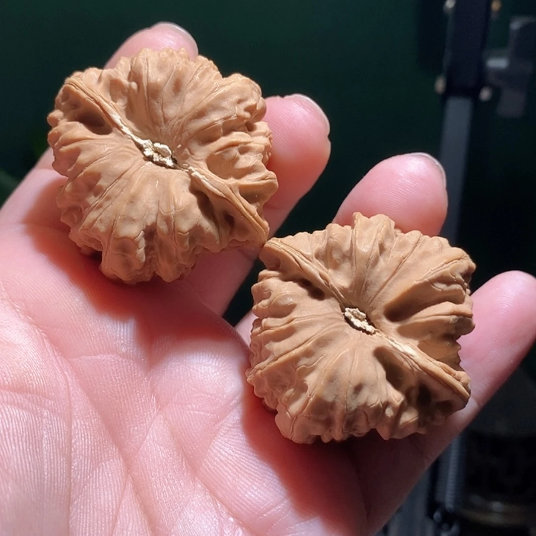 把件文玩核桃44平谷凹底全品