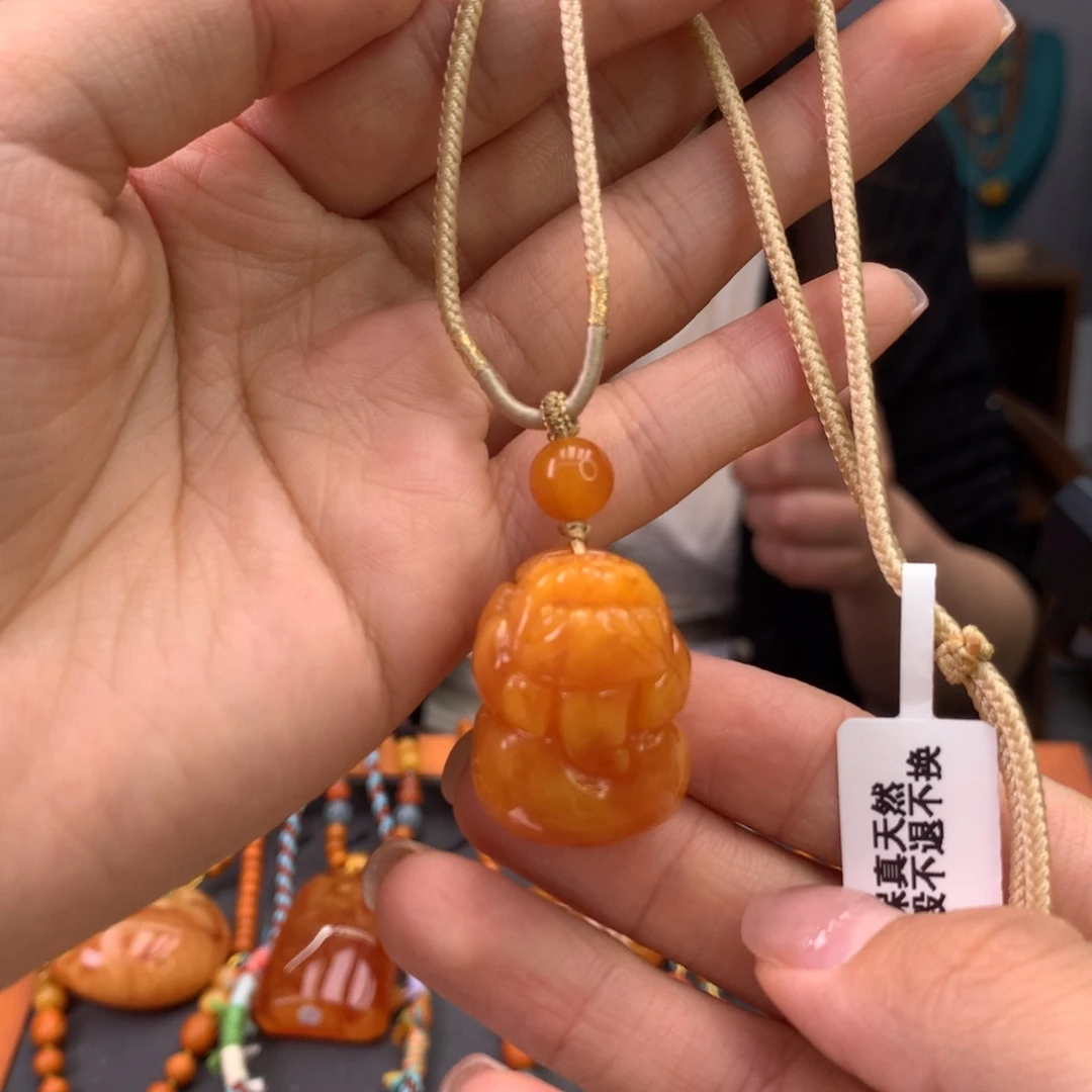 未镶嵌颈饰蜜蜡天然