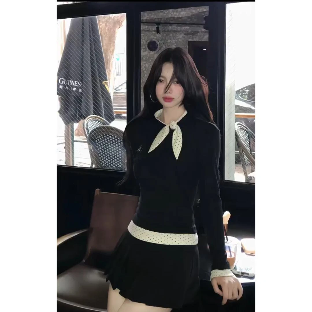 2025超火穿搭一整套修身假两件圆领长袖上衣学院风减龄百褶裙套装