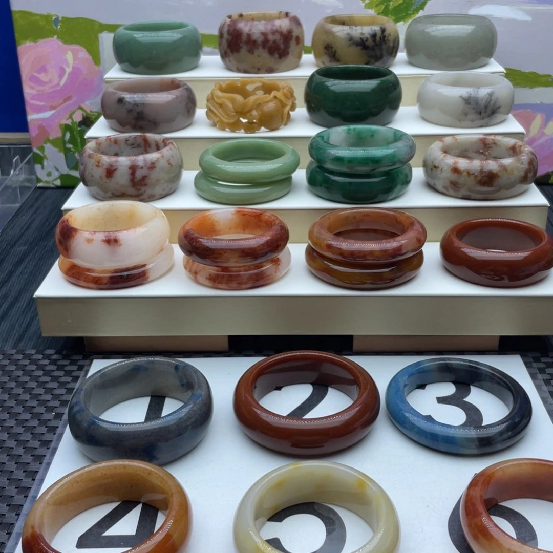 石英质玉手镯未镶嵌惜*