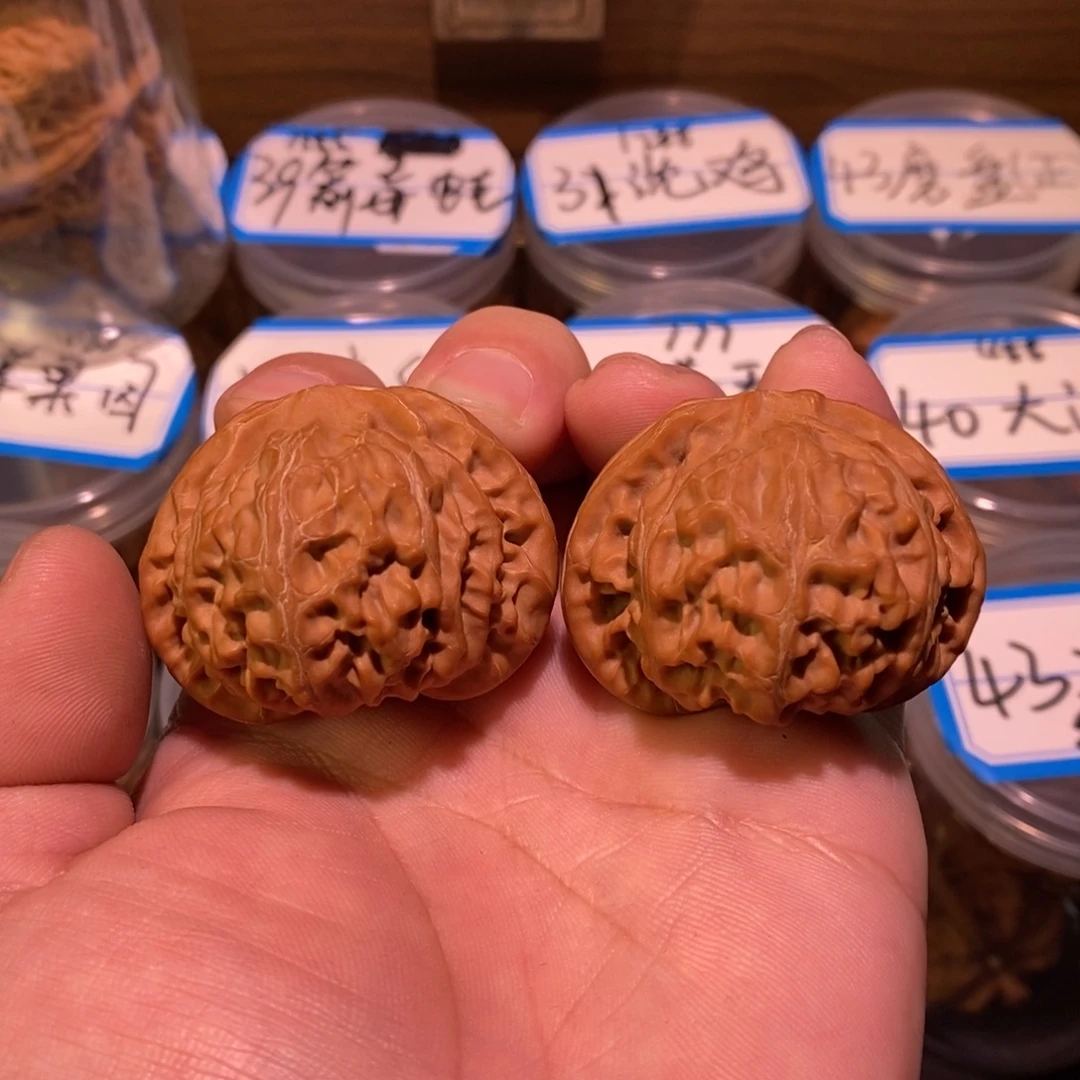 文玩核桃吊坠42宫灯