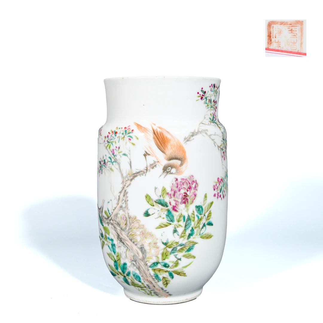 100.清 浅绛彩花鸟壮罐