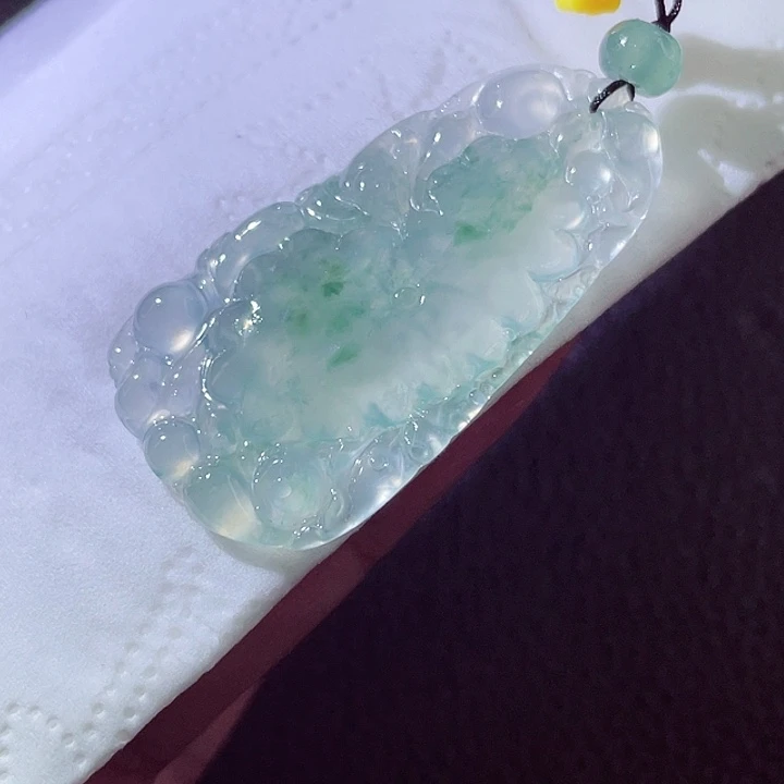 未镶嵌定制翡翠翡翠