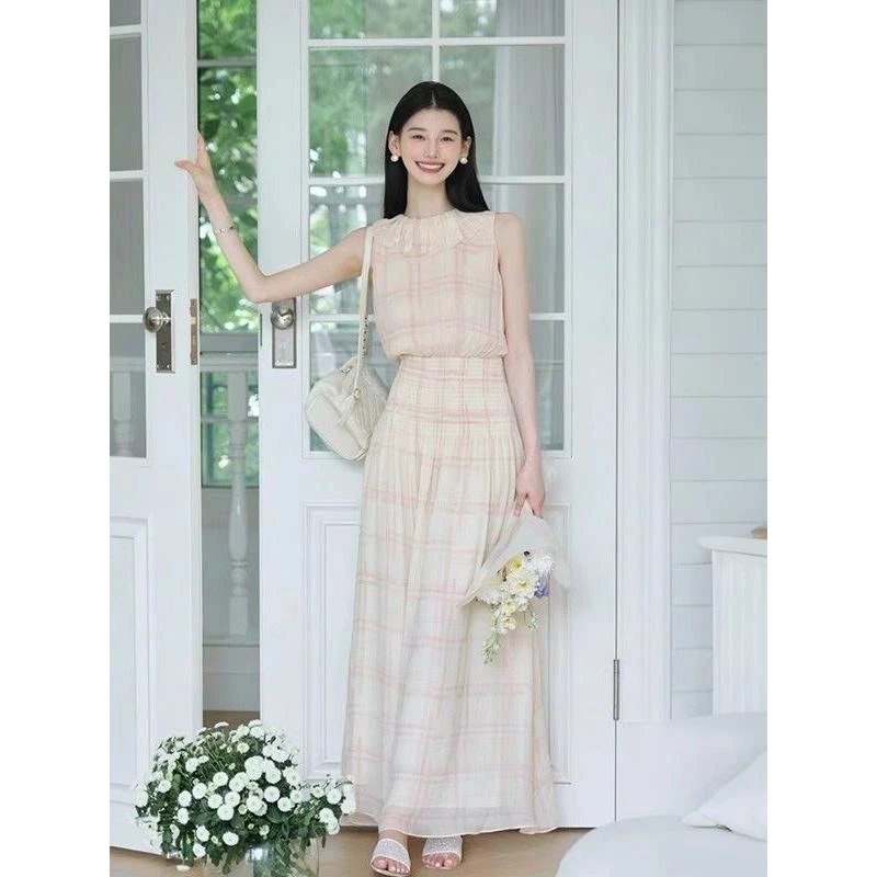 设计感时尚格纹收腰无袖连衣裙女夏季2025新款休闲显瘦背心长裙子