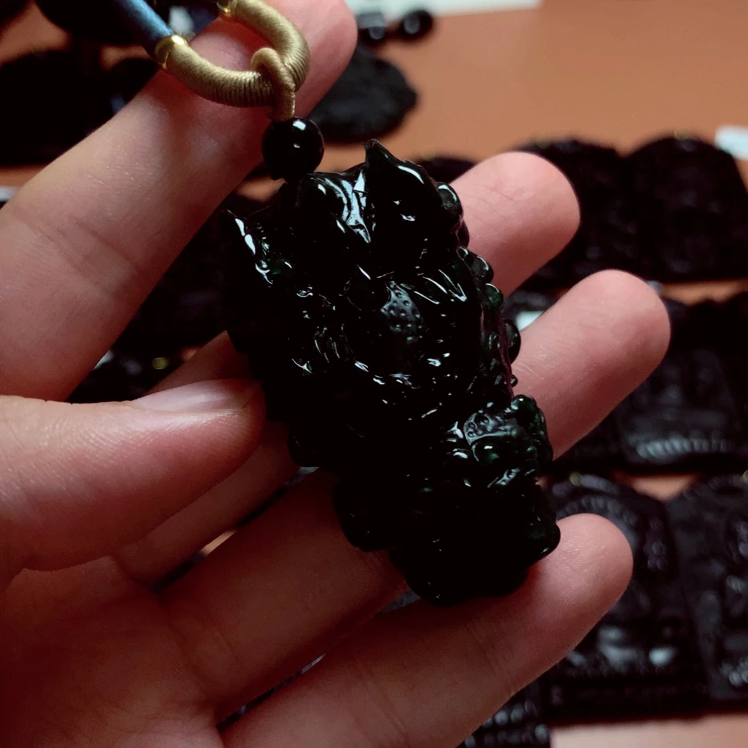 翡翠未镶嵌颈饰天**姥111111111111