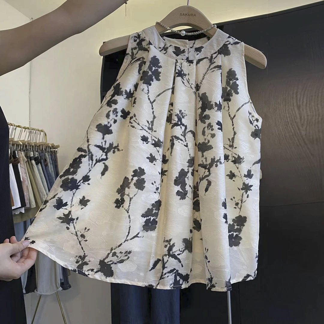 璎婲sᴀᴋᴜʀᴀ【莫里斯花房】星法式甜美设计感碎花挂脖气质无袖背心
