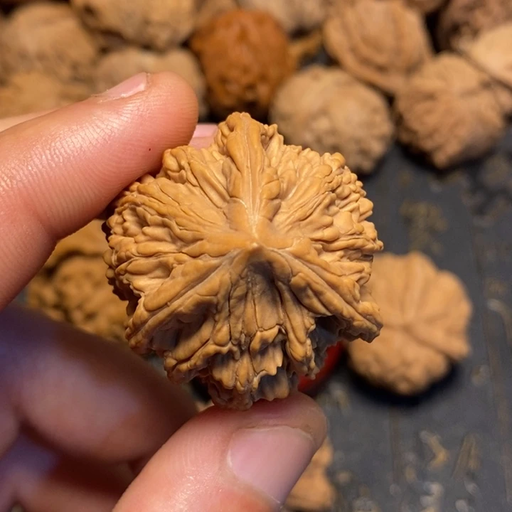 文玩核桃吊坠星****.文玩核桃异形单只