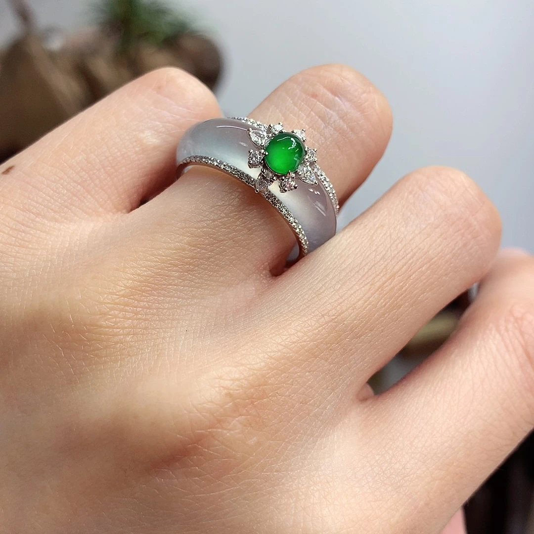 18K金镶嵌戒指翡翠12号一套