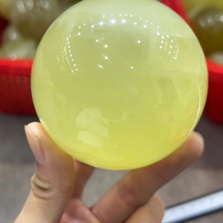 未镶嵌大型摆件（非配饰）黄晶