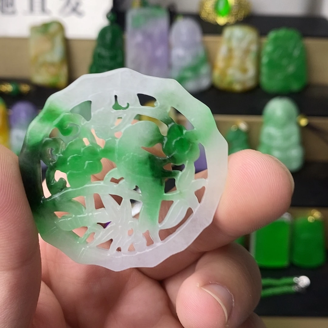 翡翠银S925镶嵌吊坠(赠链)