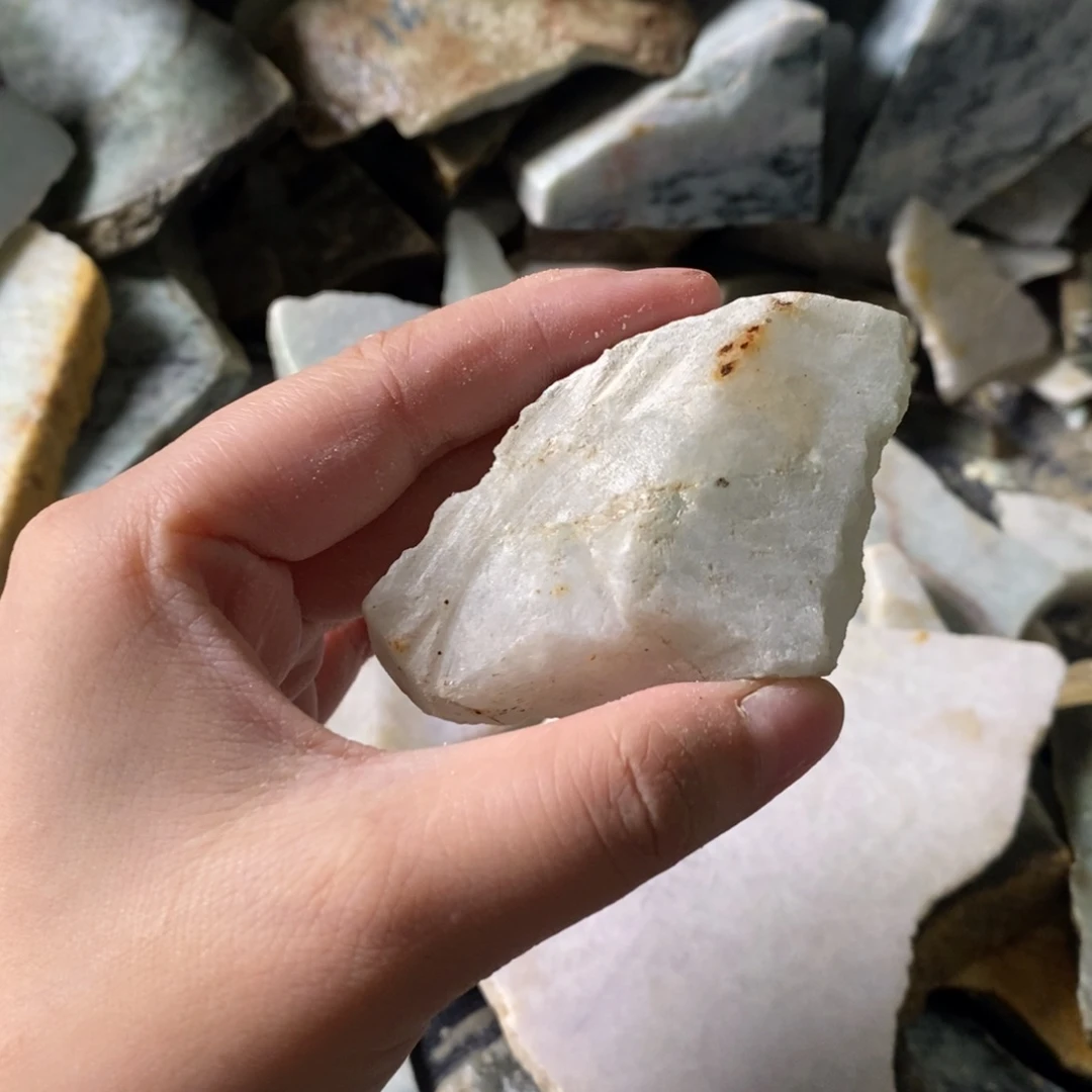 颈饰未镶嵌翡翠天然翡翠