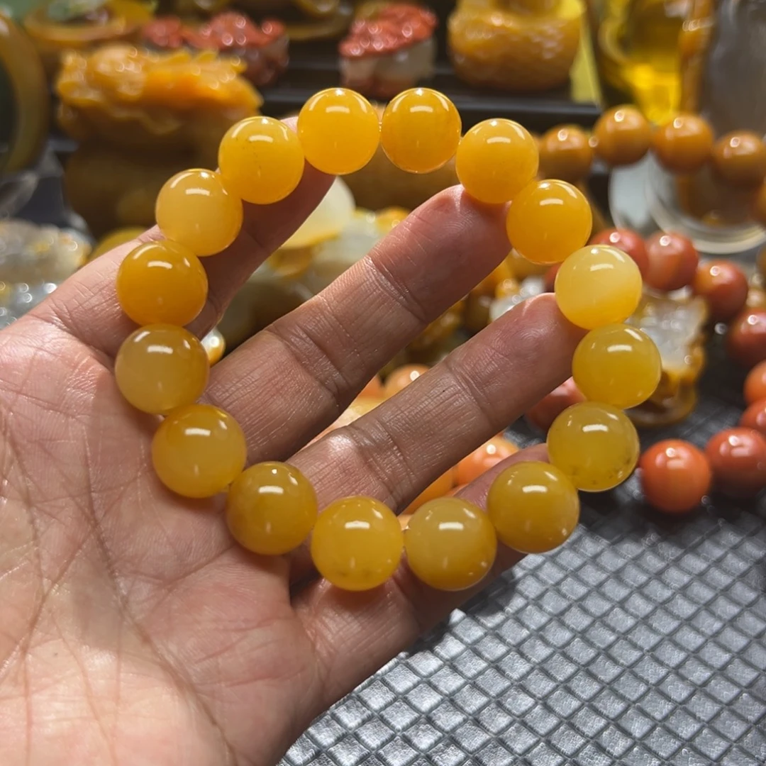 石英质玉未镶嵌颈饰