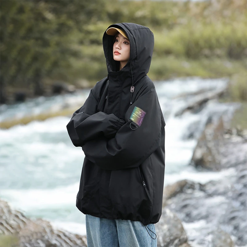 连帽防风贴布男装夹克收口袖外套德尔惠男士男生冲锋衣防水情侣