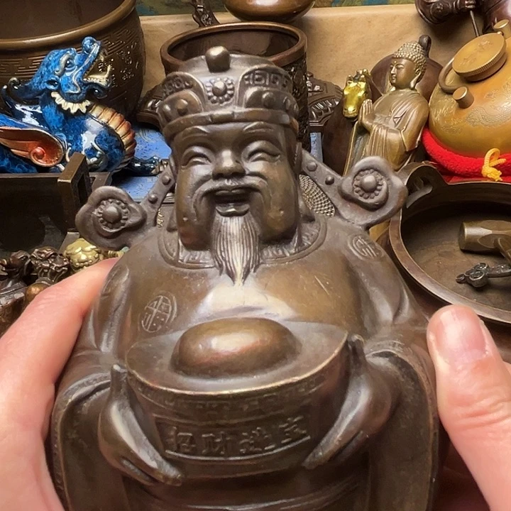 精美铜器批发档口