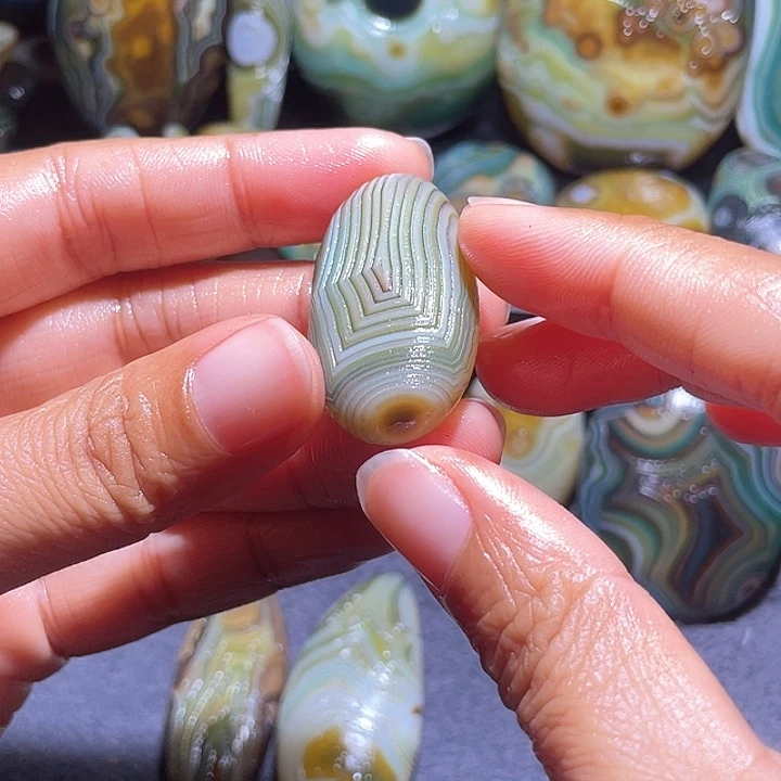 玛瑙/玉髓珠宝奇石未镶嵌H****a