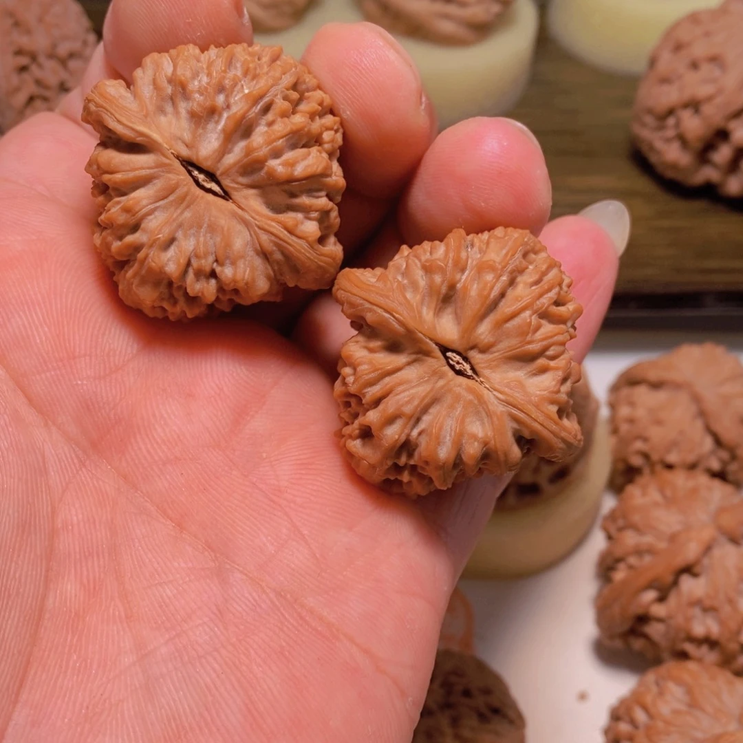 小***魚吊坠文玩核桃文玩核桃南疆