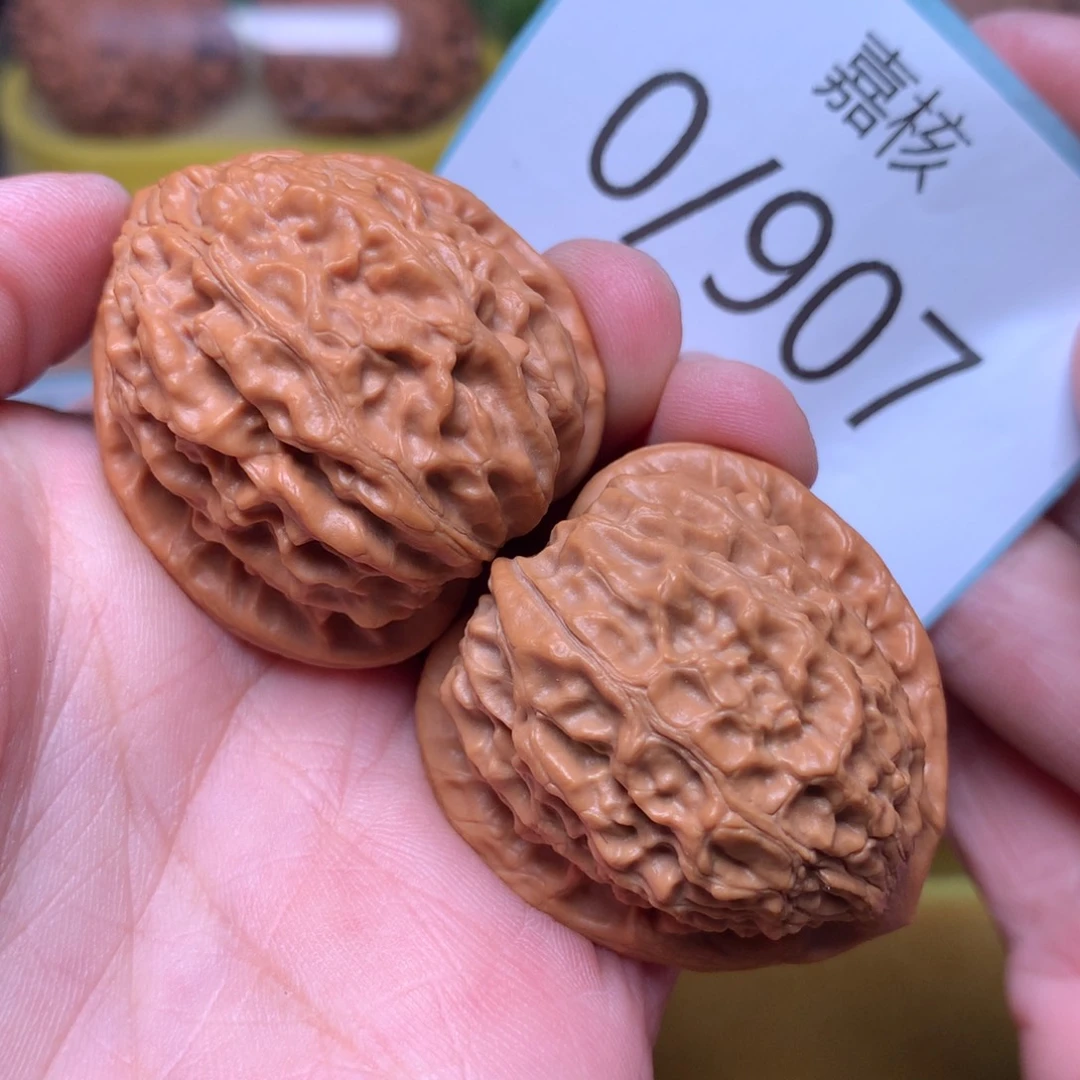文玩核桃把件金牛36