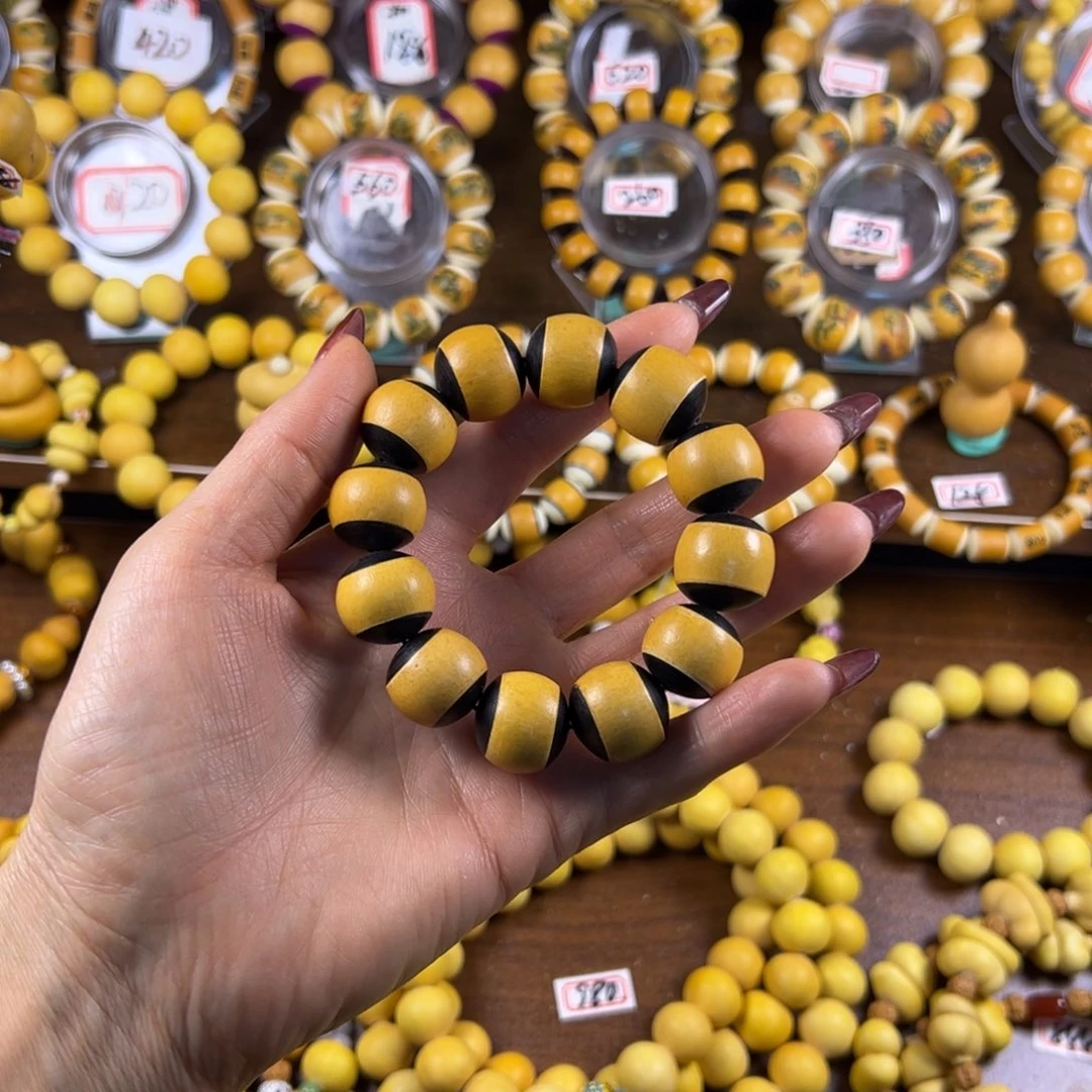 毛衣领设计非常时尚