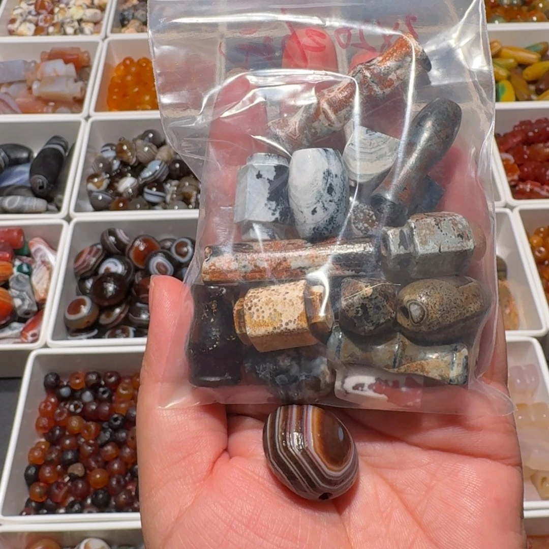 玛瑙/玉髓未镶嵌珠宝半成品
