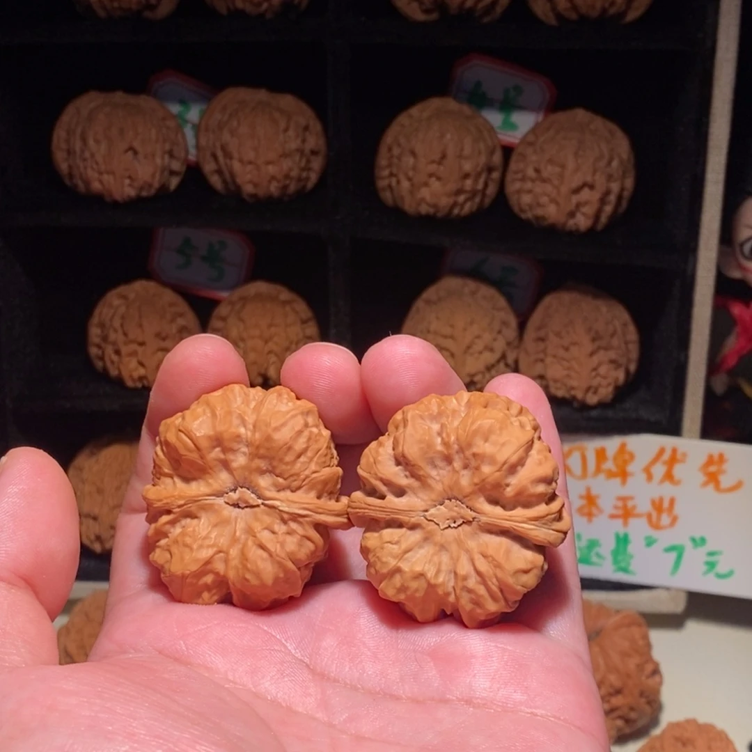 跑***了文玩核桃把件蛤蟆